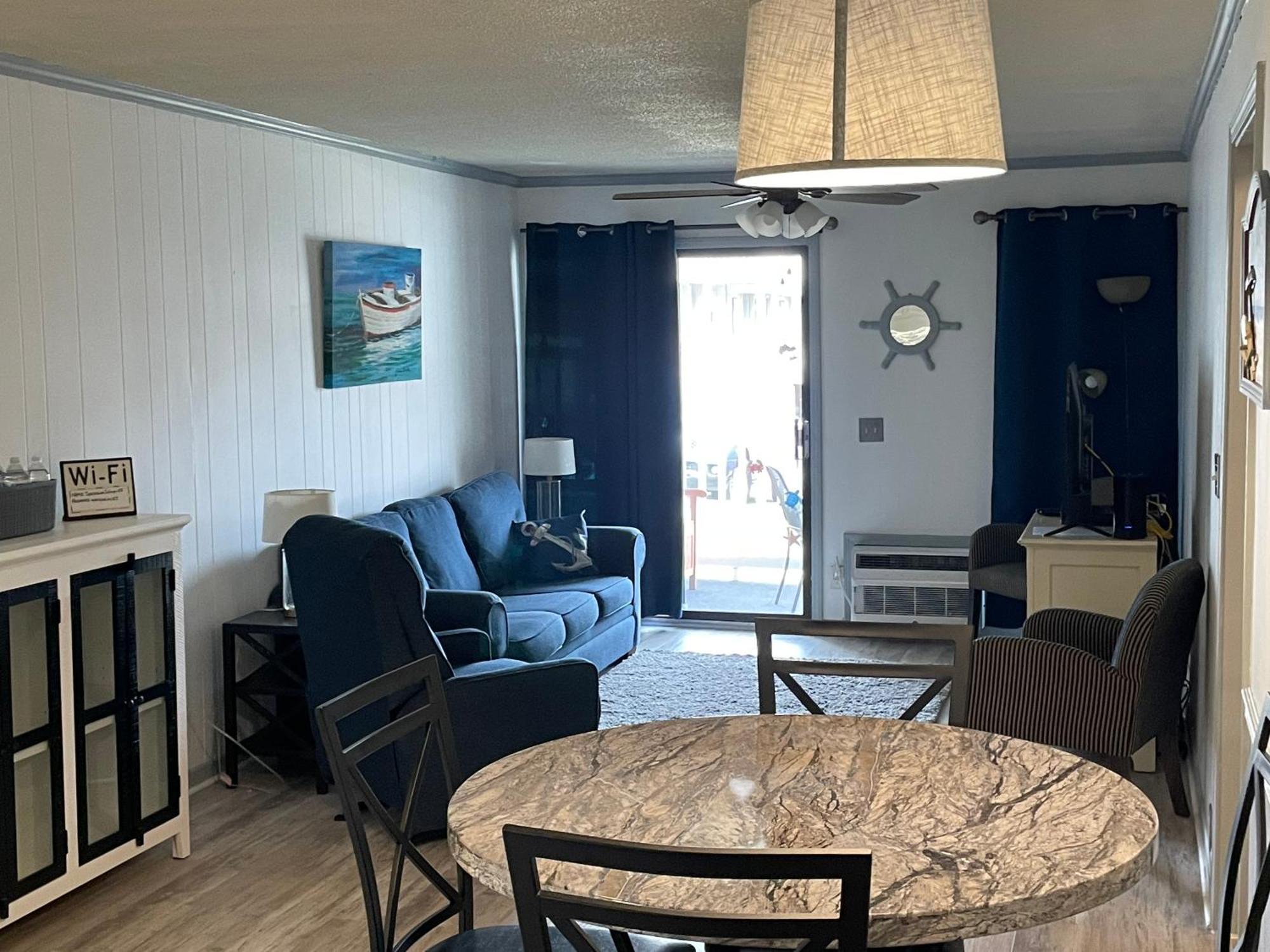 Perfect Location At The Beach! 1St Floor Unit ! Миртл-Бич Экстерьер фото